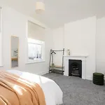 Apartmán Luxury Townhouse, Station Close 3br