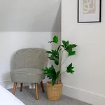 Apartmán Luxury Townhouse, Station Close 3br *