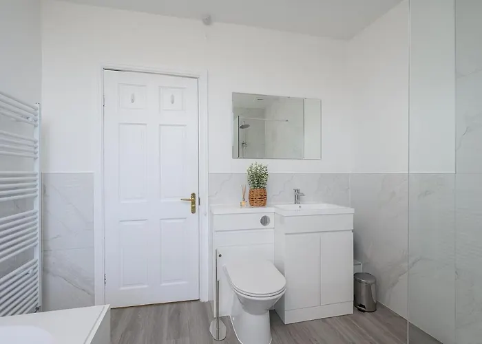 Elegant 3Br Townhouse In Central York-Near Station * York