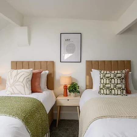 Luxury 3Br Townhouse Near York Station