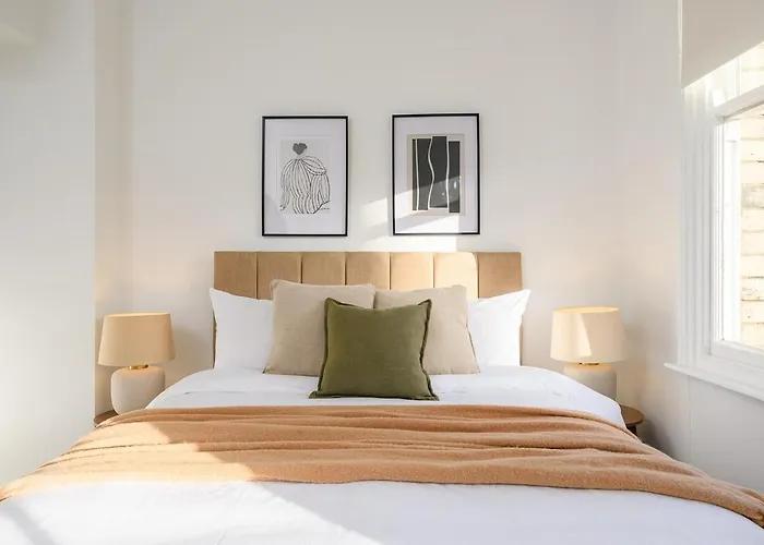 Elegant 3Br Townhouse In Central York-Near Station York